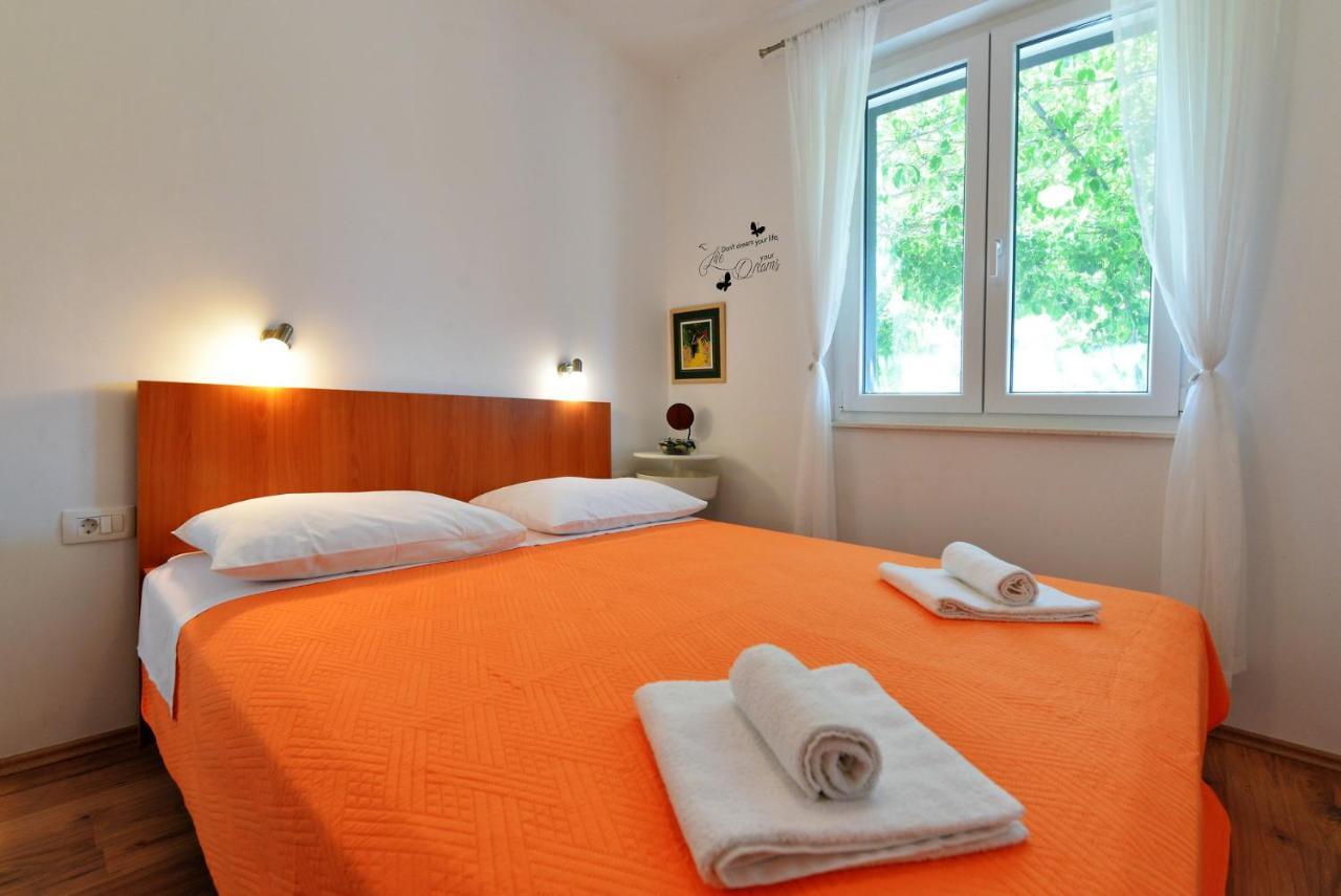 Beach Apartment Vami With Sea View มูร์แตร์ ภายนอก รูปภาพ